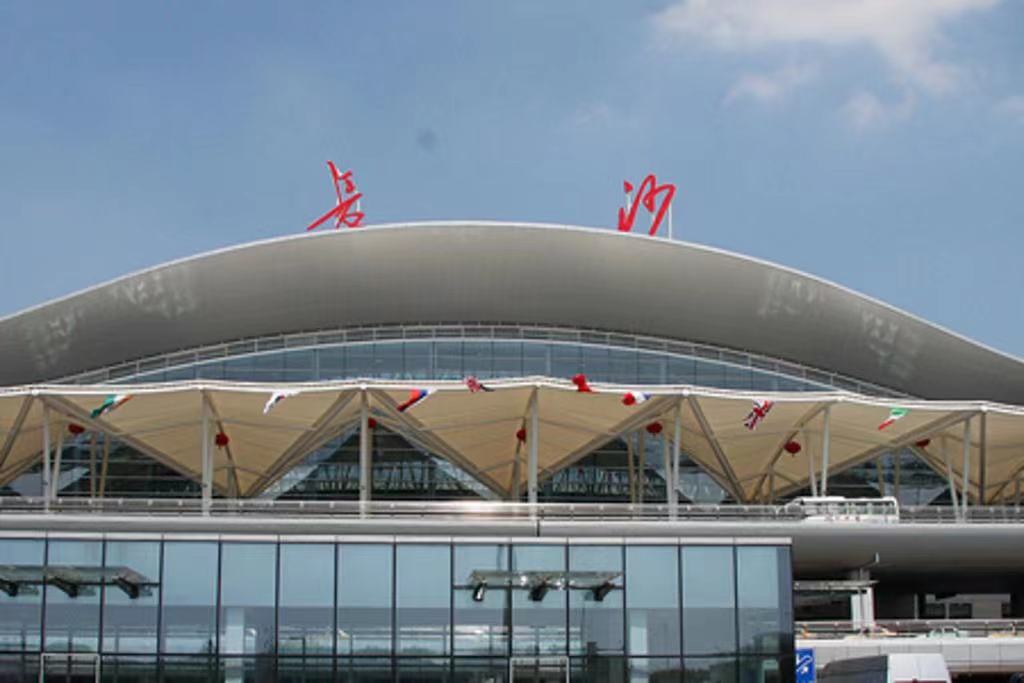 黄花机场T2航站楼智能照明系统